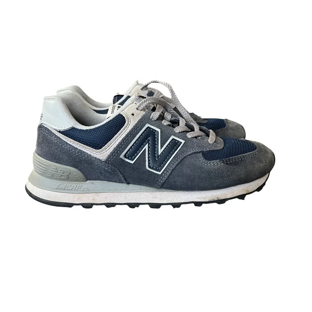 New Balance 574 Classic Sneakers Women's 7.5 Blue Gray Suede Athletic‎ Shoes